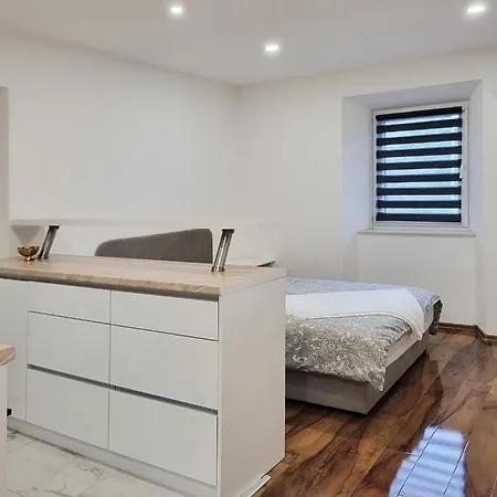 Apartment Stara Posta 5 *